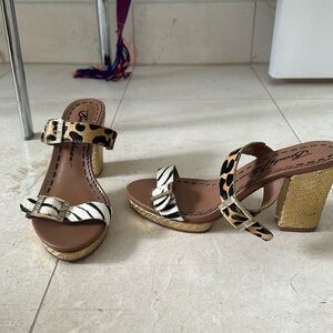 Beverly Feldman animal print heel